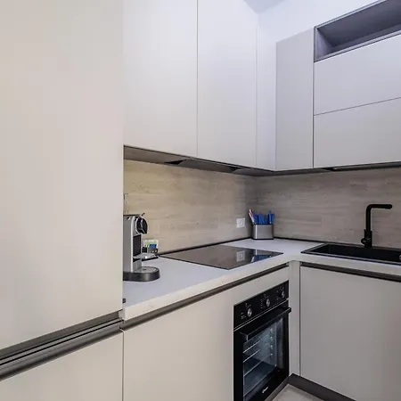 Guesthost - Maro' Lejlighed *