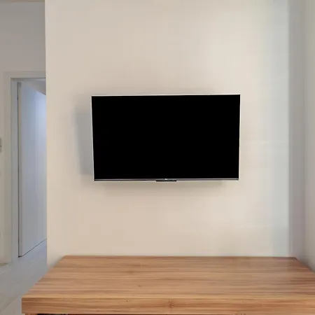 Guesthost - Maro' Lejlighed *